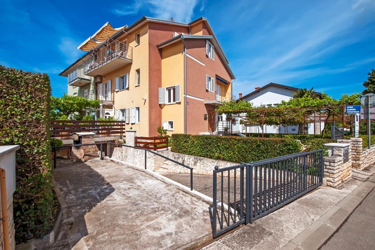 Apartman Klara Rovinj Bagian luar foto